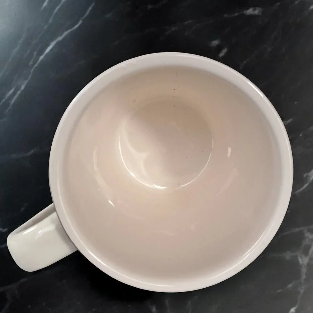 Sur la table Boo Ghost Black and White Coffee Tea Cup Mug